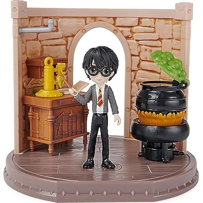 JAKKS PACIFIC MAGICAL MINI CLASSROOM PLAYSET-POTIONS - Image 1
